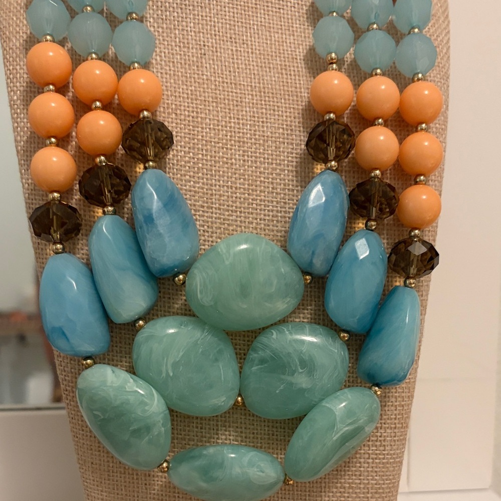 Vibrant Beaded Necklace with Aqua and Coral Hues - Picture 3 of 8